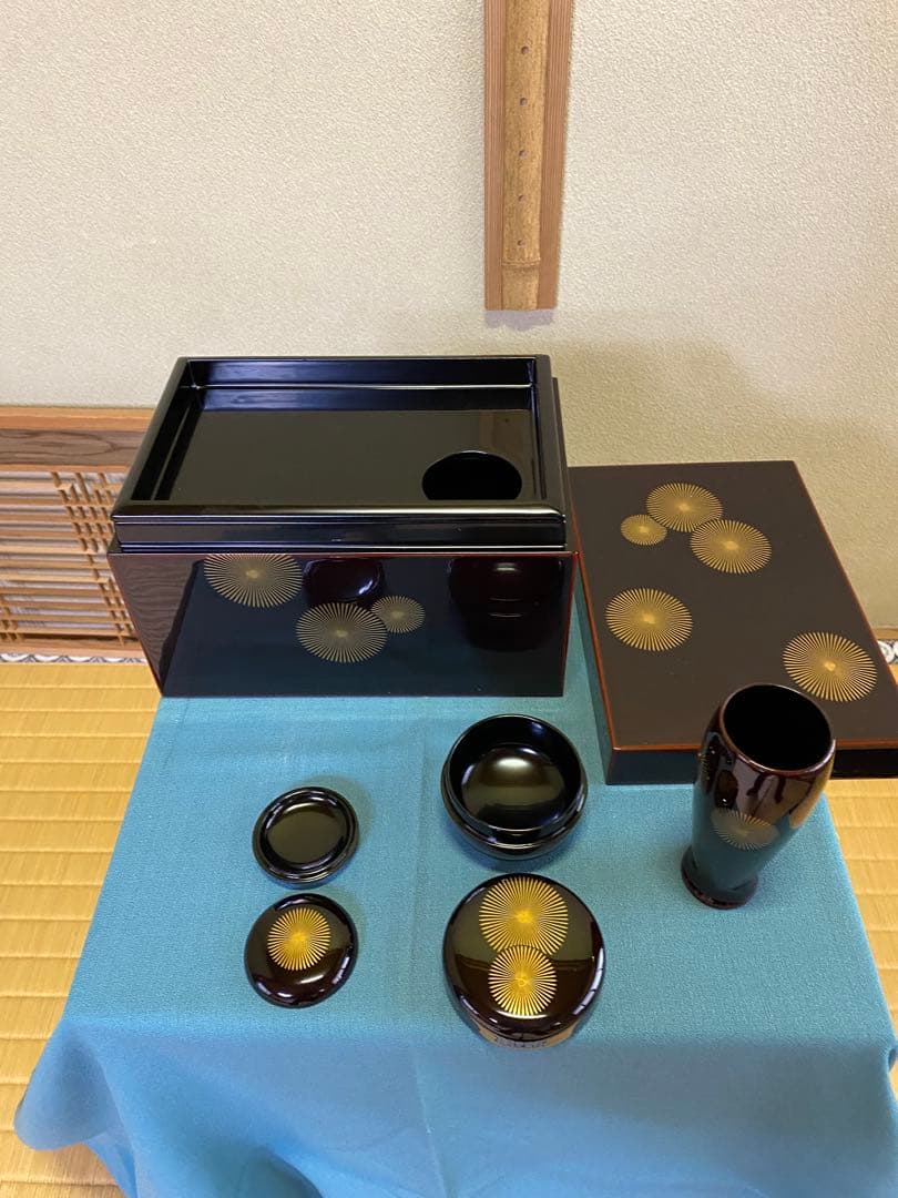 茶道具/茶箱 唐松蒔絵 利休茶箱 溜真塗り 唐松紋 3点セット 工芸品 美品