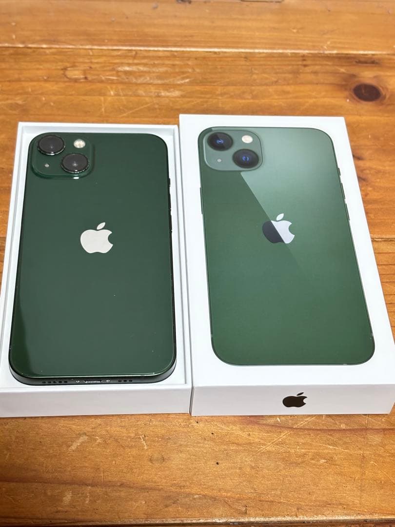 Apple iPhone 13 グリーン