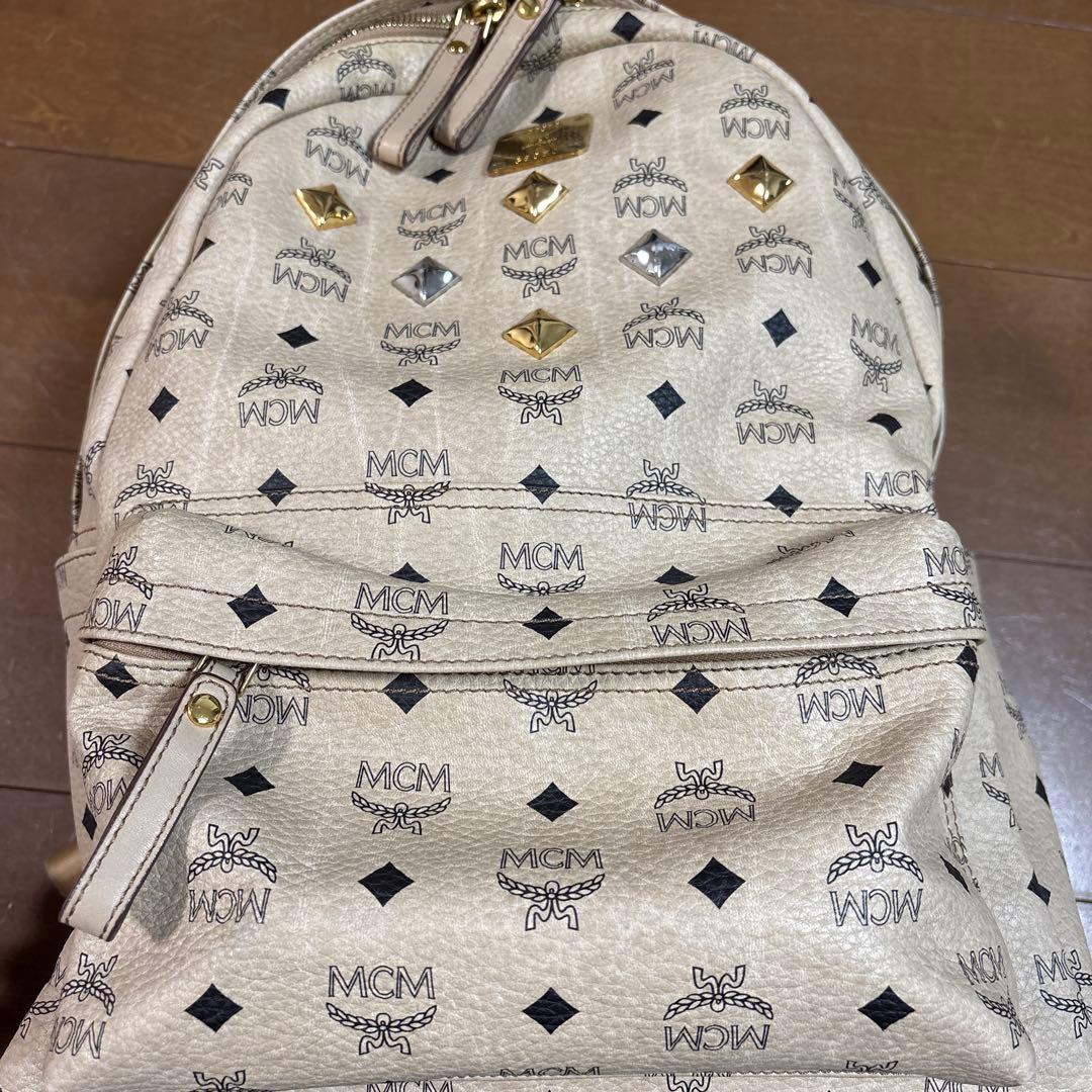 MCM バックパック　リュック　スタッズ