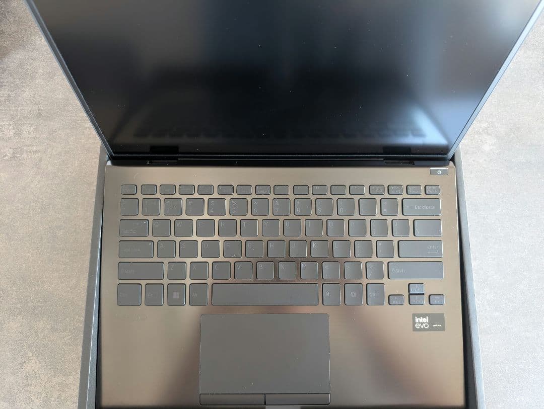 VAIO SX14 漆黒 限定モデル ALL BLACK 隠し刻印キーボード