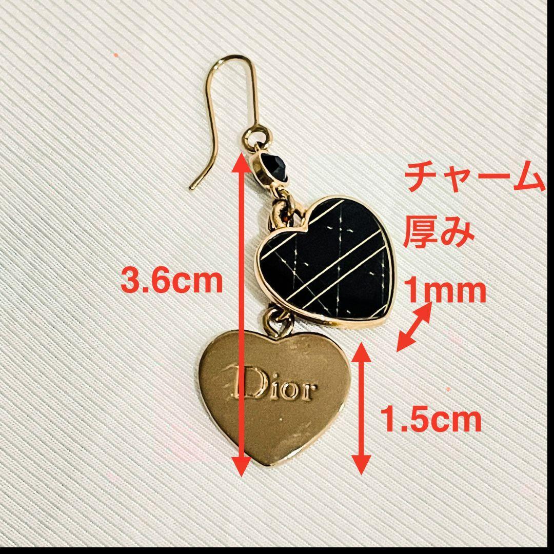 Christian Dior ハート ロゴ ピアス ゴールド ブラック 刻印