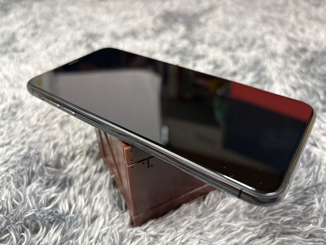 美品SIMフリー iPhone XS Max 256GBスペースグレイ 本体のみ