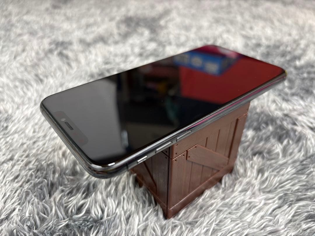 美品SIMフリー iPhone XS Max 256GBスペースグレイ 本体のみ