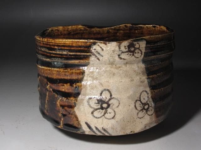 ☆古織部茶碗　澄心　薮内家　(燕庵)　十二代　猗々斎の花押がございます☆y423