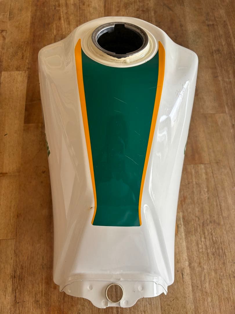 セロー225 タンク　ヤマハ SEROW 送料無料