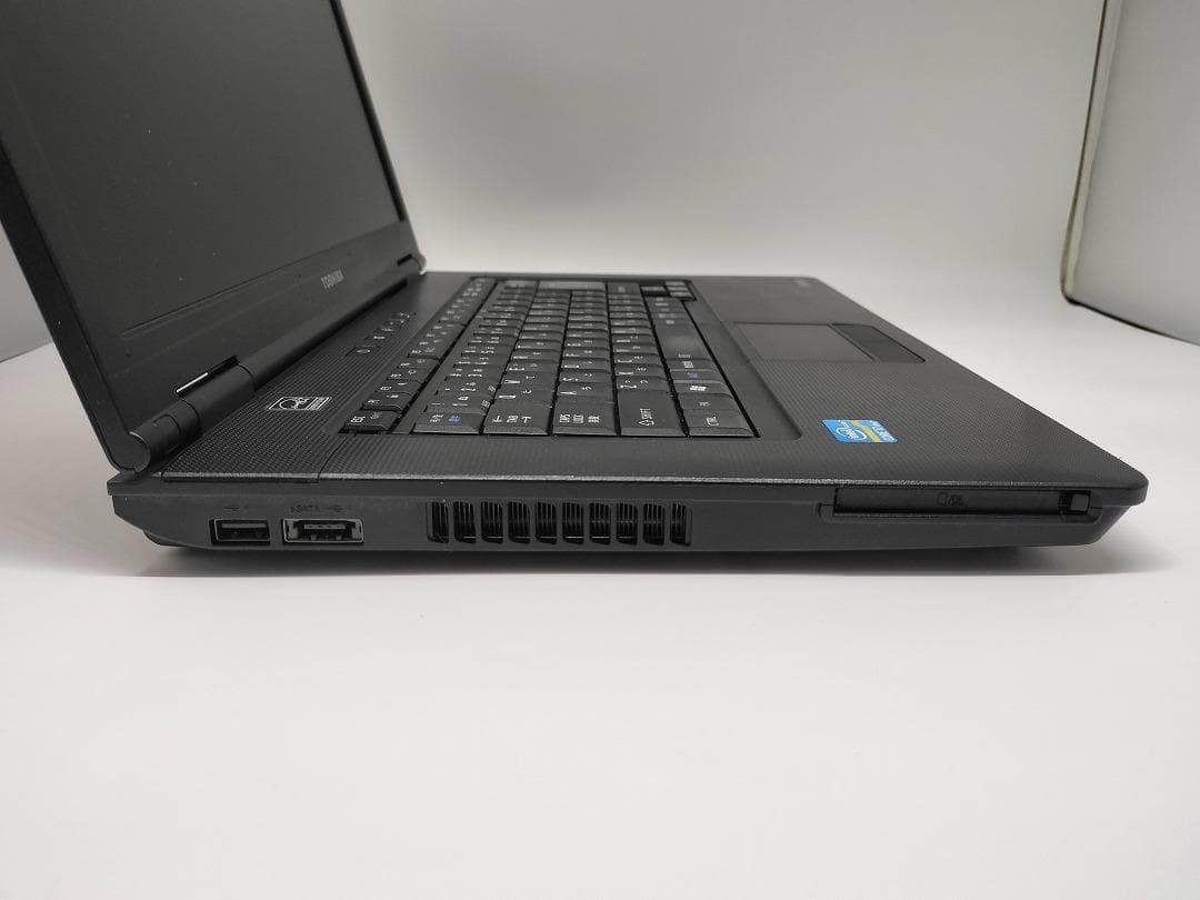 【東芝】爆速 Corei7/新品SSD128GB 15.6 ノートパソコンD13