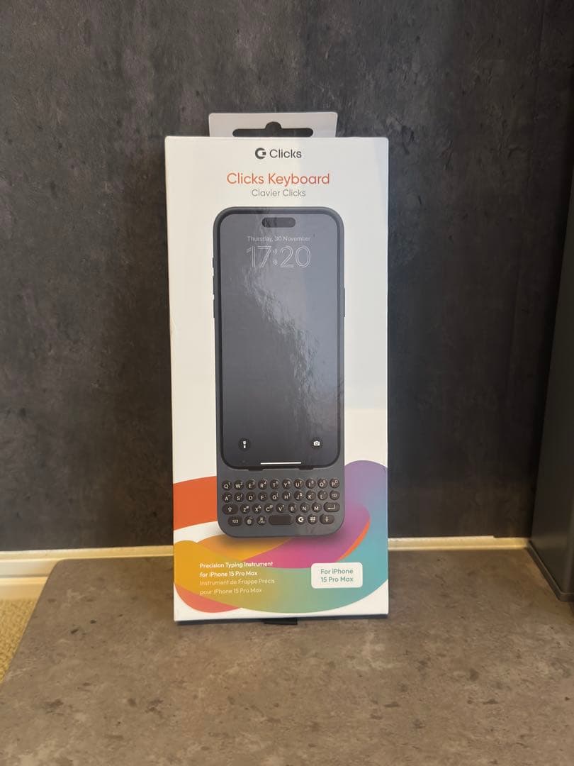 Clicks Keyboard iPhone15ProMax用 ロンドンスカイ
