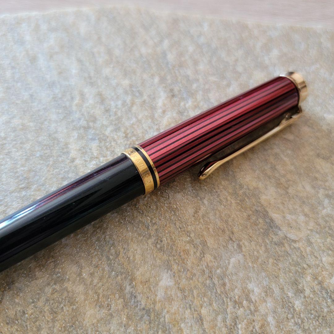 Pelikan　スーベレーン　K800　レッドストライプ