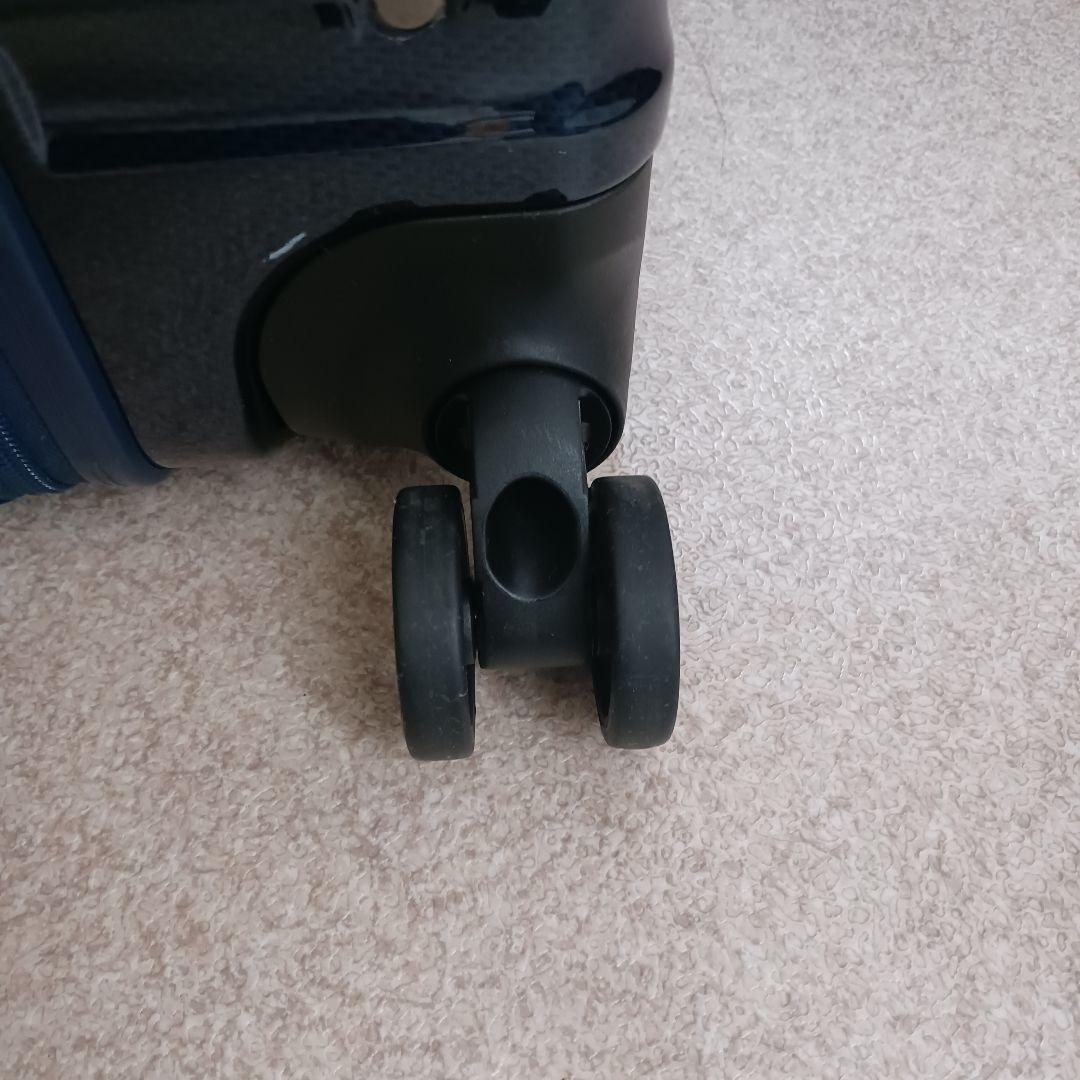 【新品未使用品】A.L.I. キャリーケース 国内線機内持込可　カーボンネイビー