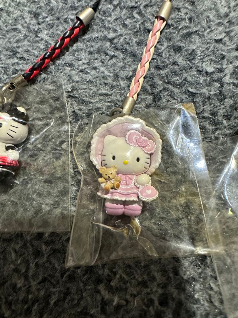 ご当地キティ 嶽本野ばら ロリータ ゴスロリ パンク 根付け 限定 まとめ