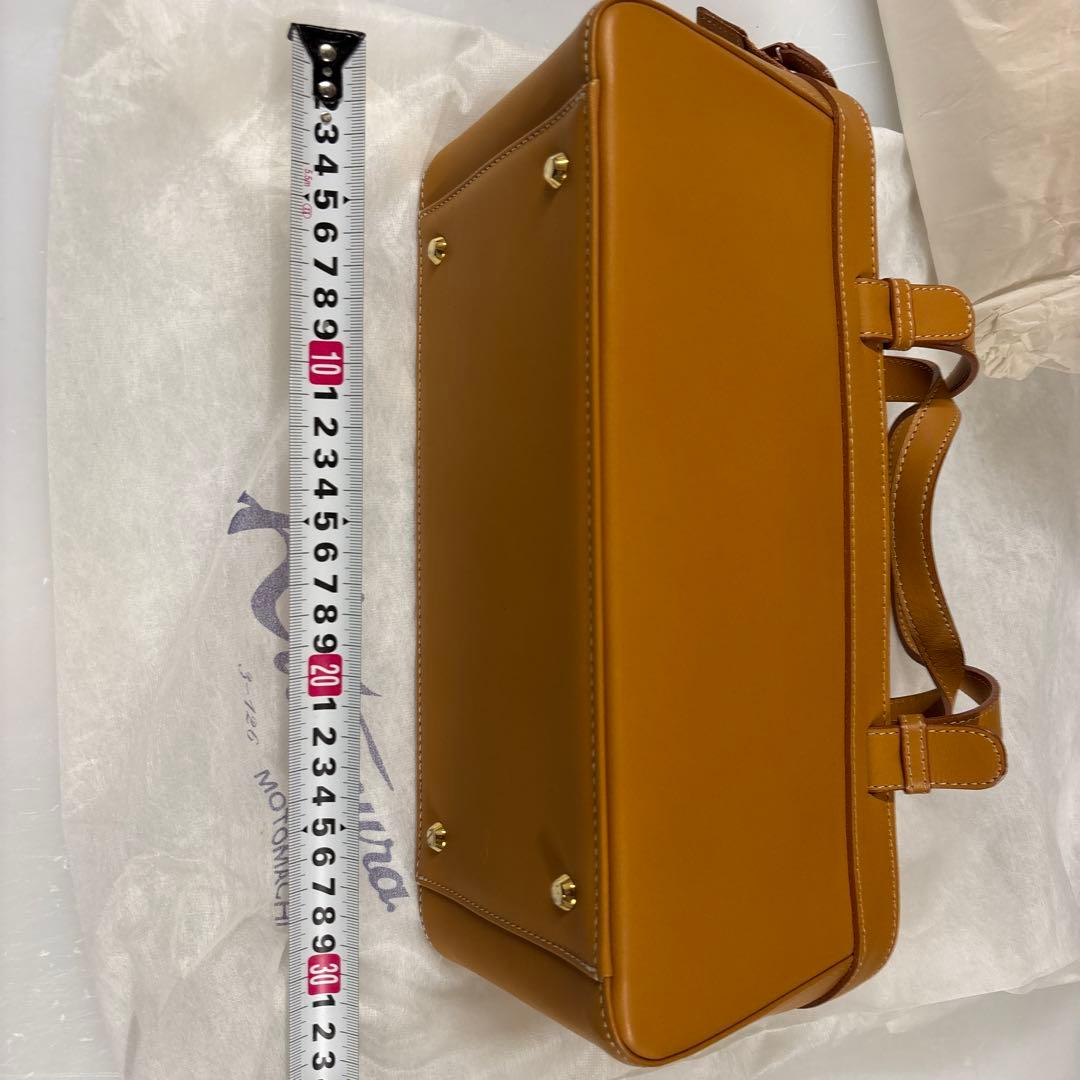 オレンジ レザートートバッグ 中型