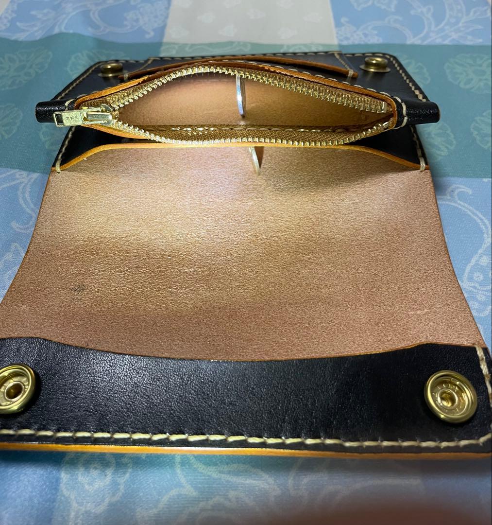 トラッカーウォレット　ミドルサイズ　黒　丘染めブラック