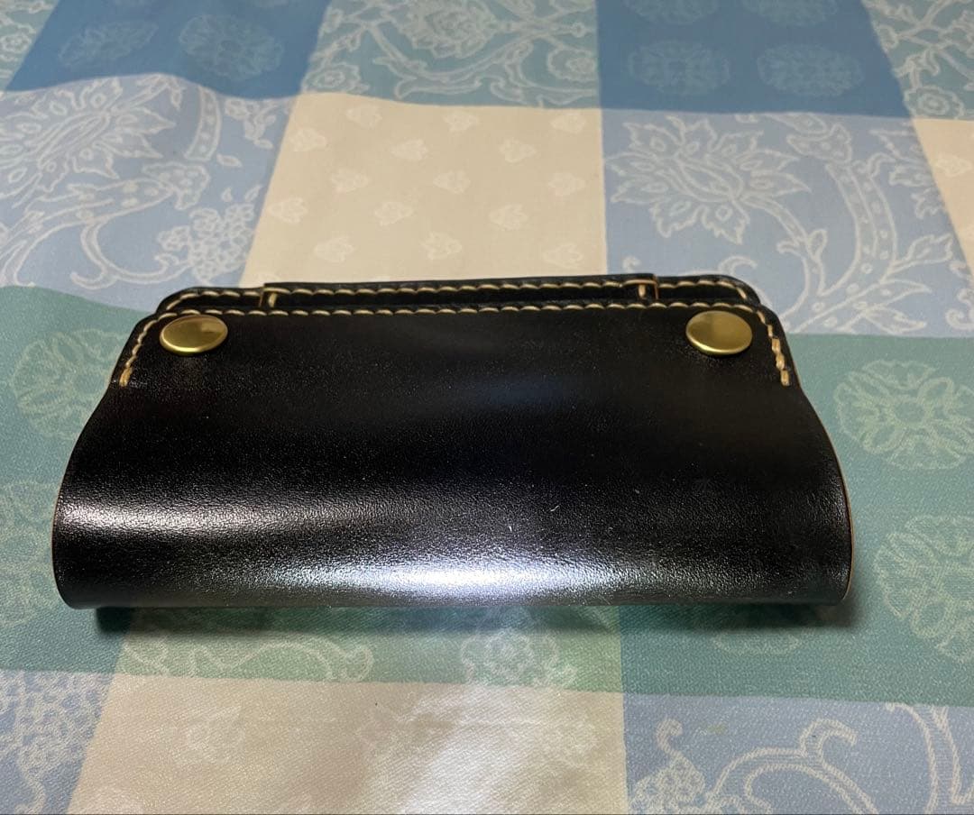 トラッカーウォレット　ミドルサイズ　黒　丘染めブラック