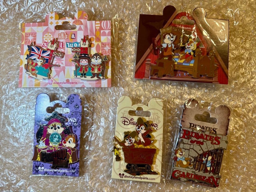 ディズニーランドパリ　チップとデール　ピンバッジ　5点セット