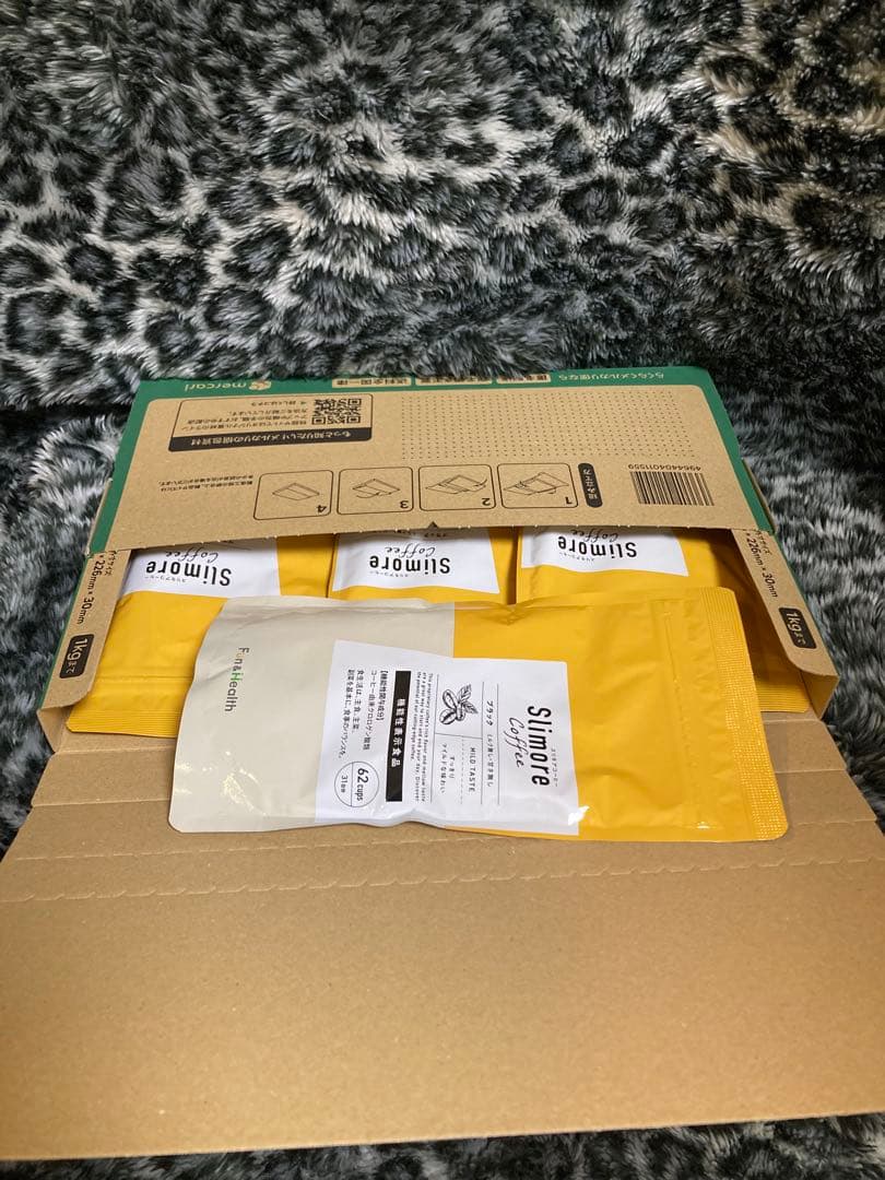 新日本製薬　Slimore Coffee ［スリモアコーヒー］31日分×4袋