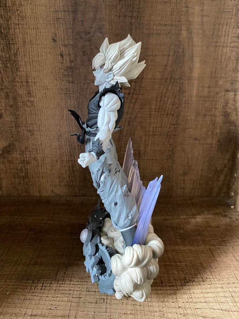 ドラゴンボール SMSD 04 D賞 白黒トーン彩色 超サイヤ人 孫悟空SMSP