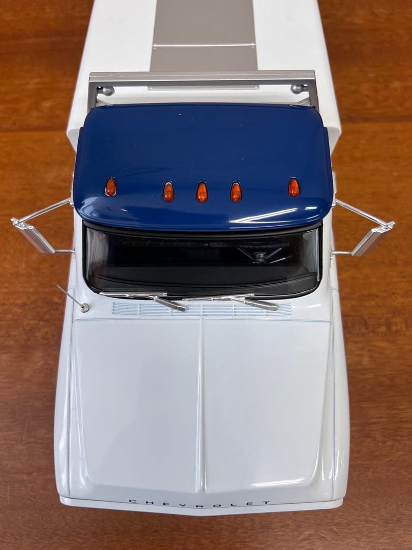 No227ミニカー1/18 CHEVROLET C-30 RAMP TRUCK