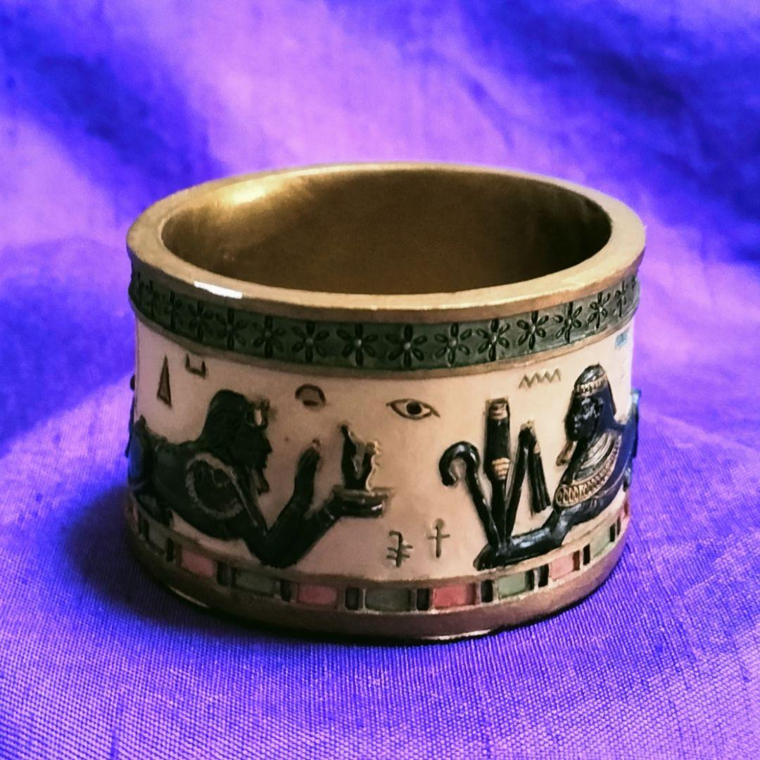 民族工芸品✨古代エジプト調モチーフ 神秘的レリーフ彫刻 装飾品✨貴重品 小物入れ