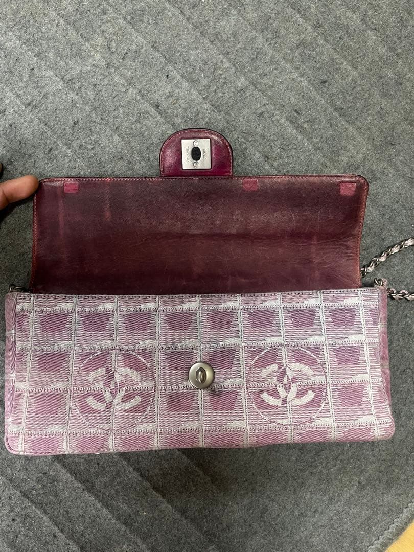 シャネル ニュートラベルライン チェーンショルダーバッグ