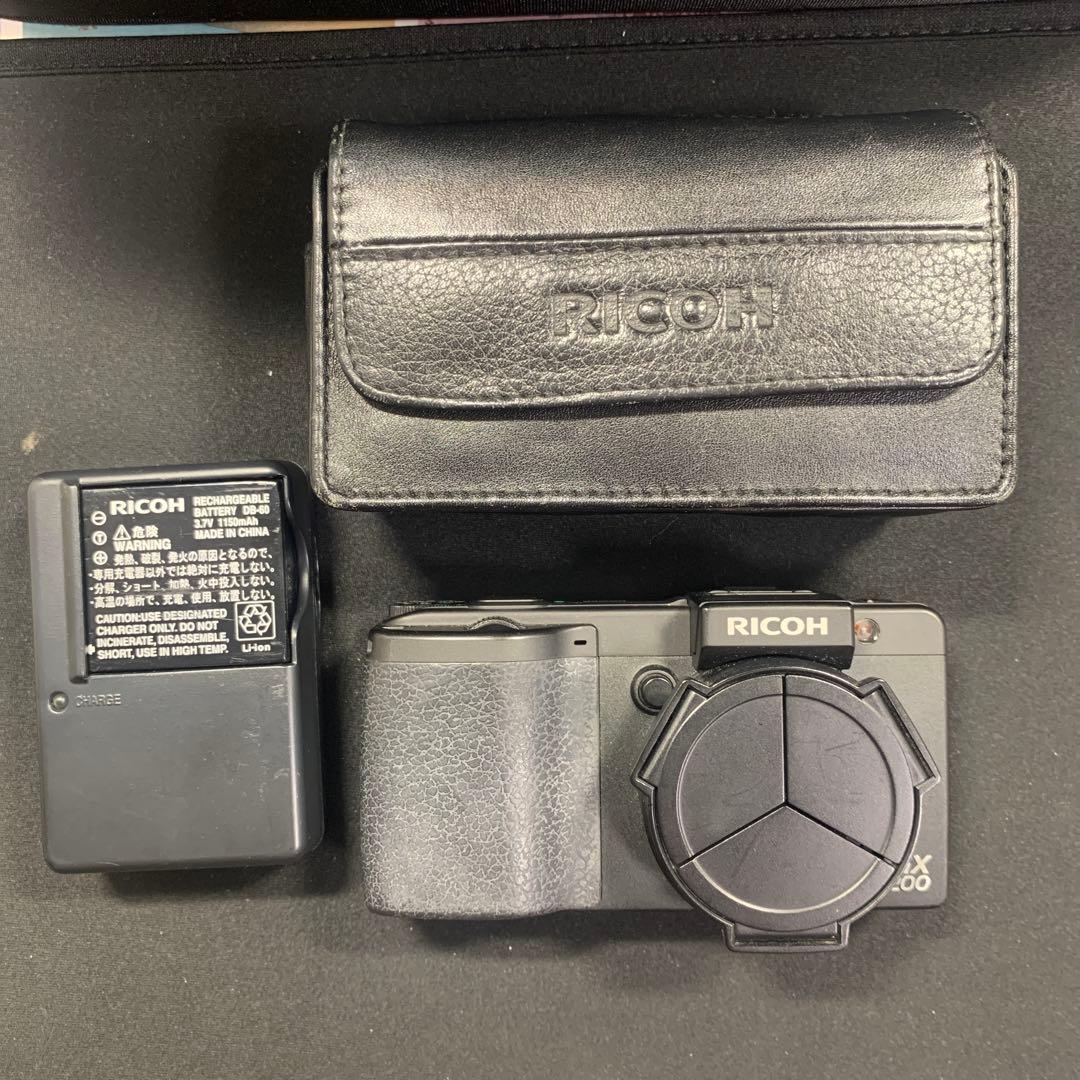 デジタルカメラ RICHO GX200