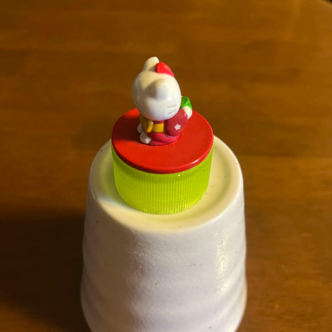 キティちゃん　ペットボトルキャップ