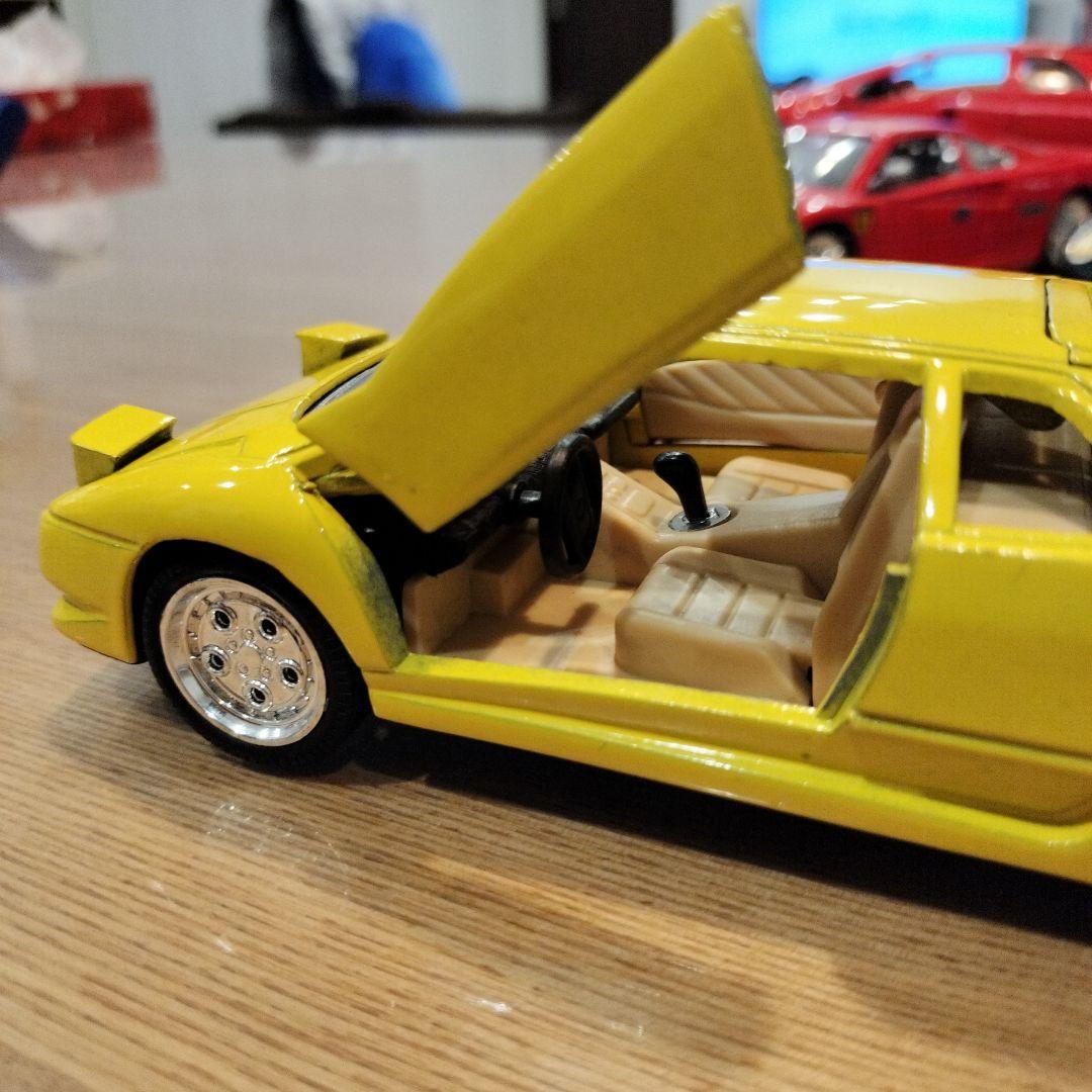 ミニカーセット　1/18が1台　1/24が3台