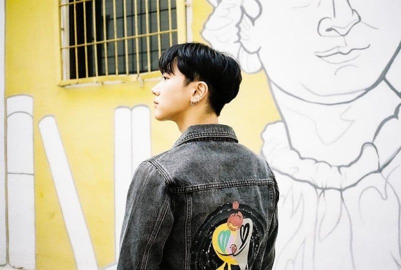 新品 レア REPRESENT テン デニムジャケット WayV Tシャツ