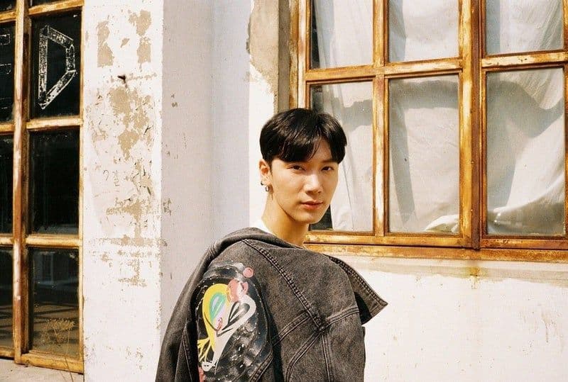 新品 レア REPRESENT テン デニムジャケット WayV Tシャツ