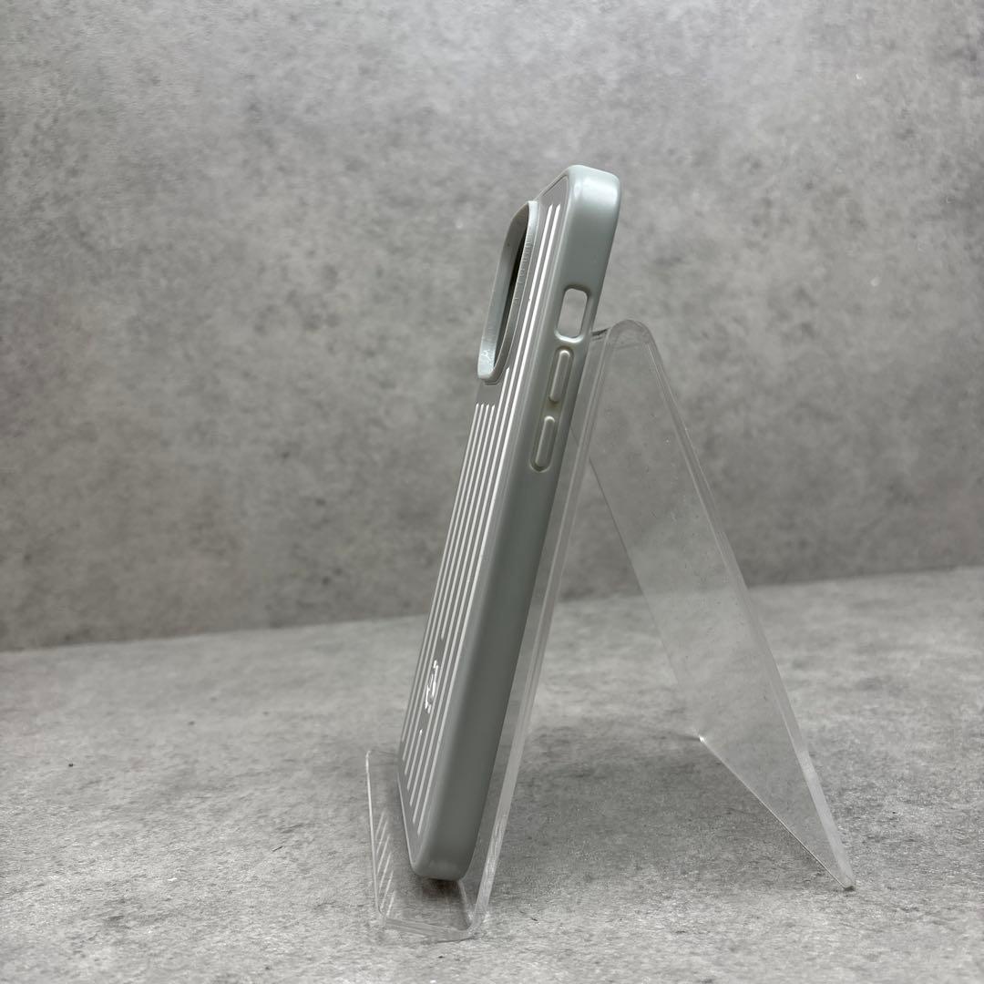 美品！RIMOWA リモワ　iPhone14 pro max アルミニウムケース