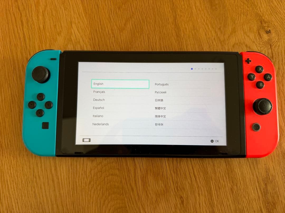 Nintendo Switch 本体 ネオンブルー/レッド（2017年製）