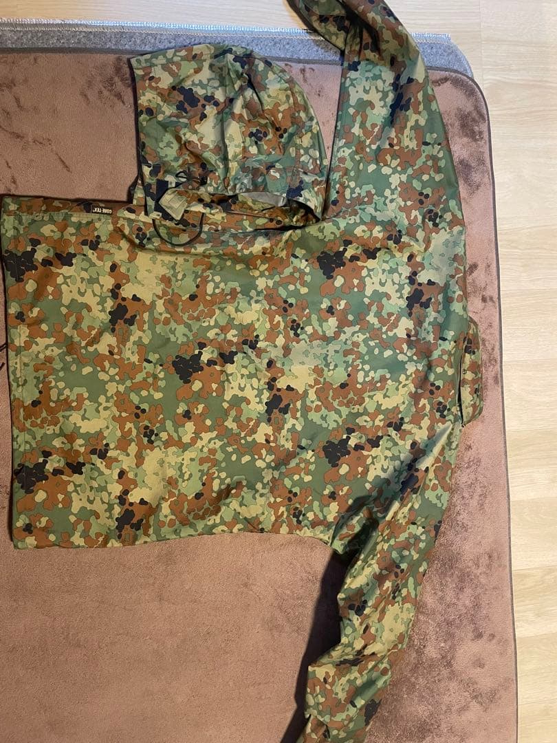 自衛隊　ゴアテックス雨衣　XL