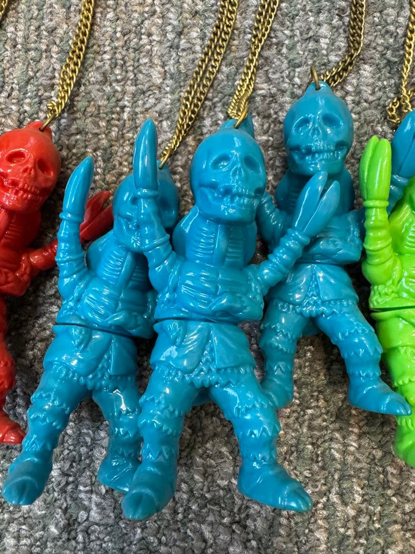 希少❤︎激レアソフビ　ガルタン　怪獣シリーズペンダント