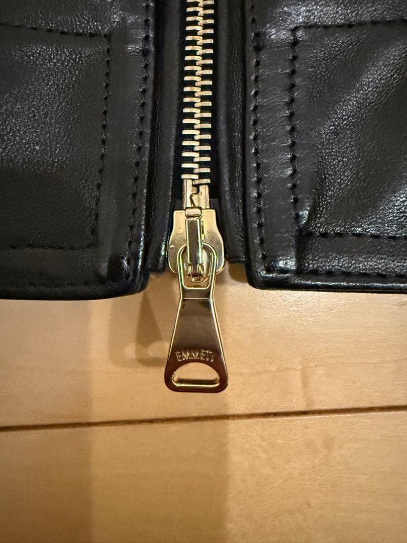EMMETI エンメティJURI サイズ46 ゴールドジップ