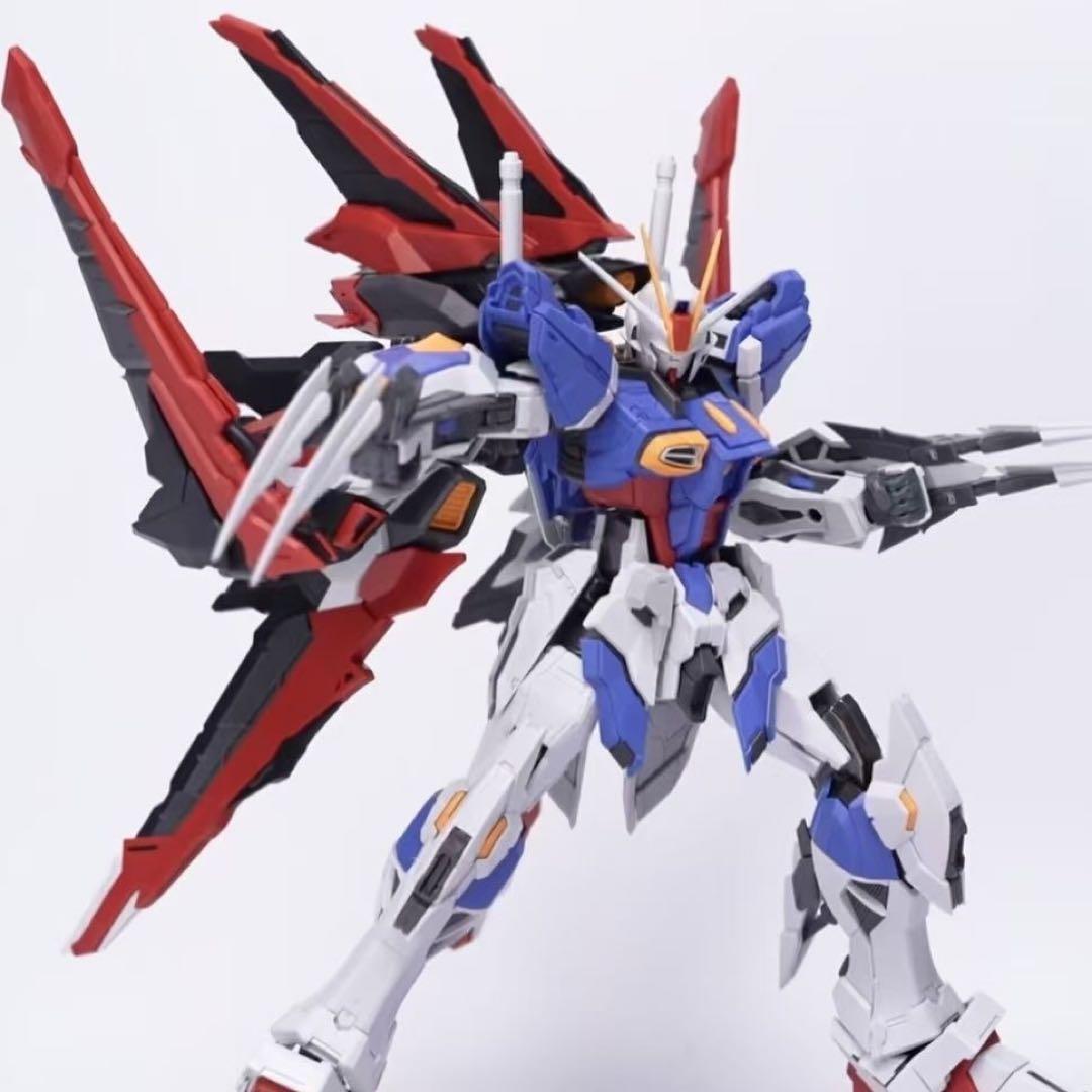 インパルスガンダム　改装版プラモデル 1/100 組み立て完了品