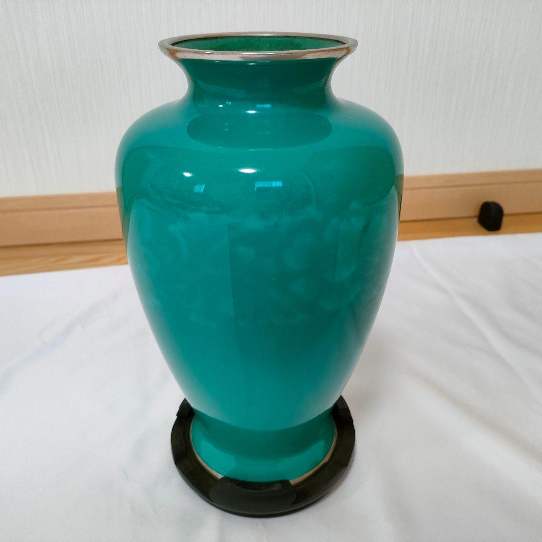 七宝焼　カラクサ文様　翡翠色　並形　8号　花瓶　高さ25cm　台座付き　箱付き