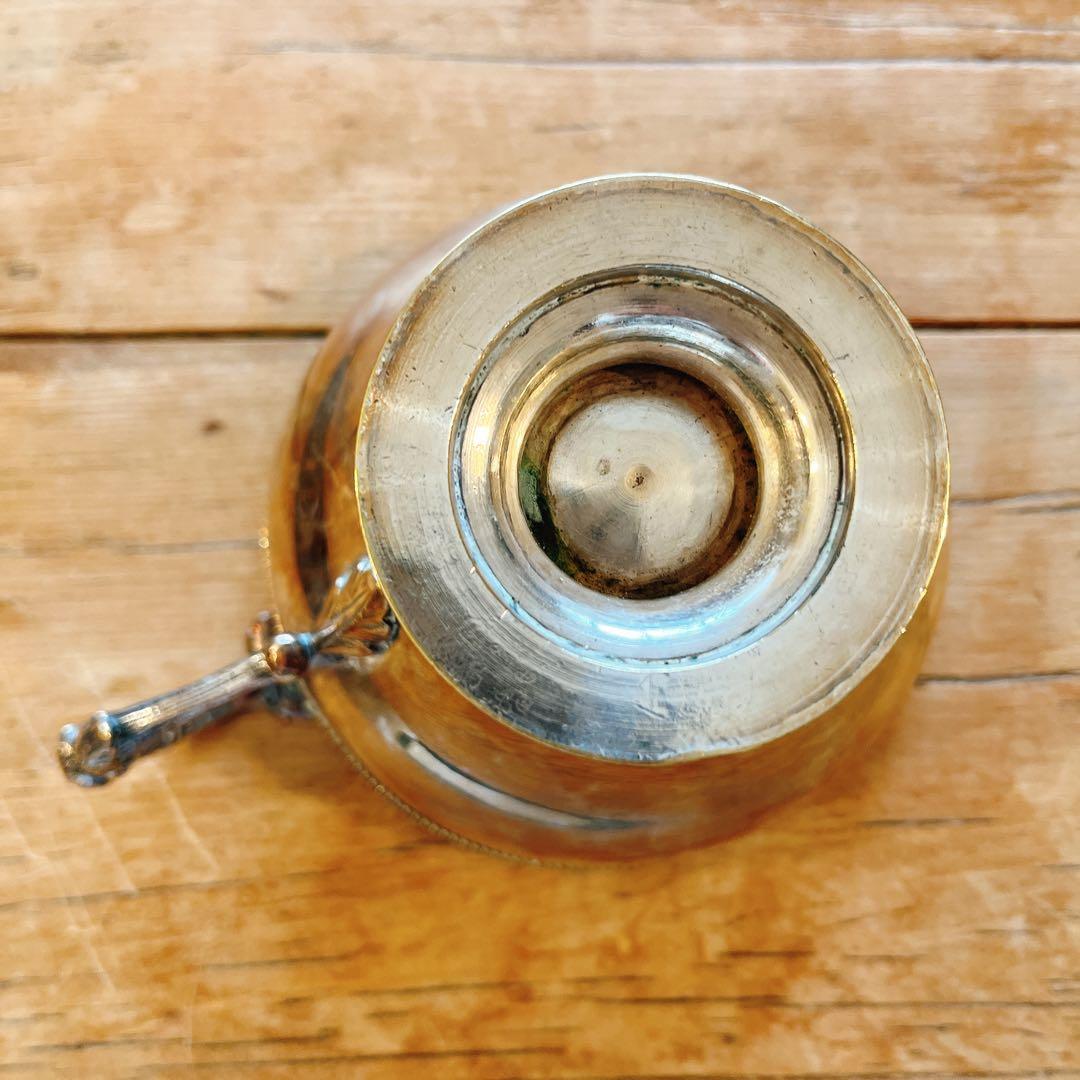 シルバープレート　美しい大振りカップ