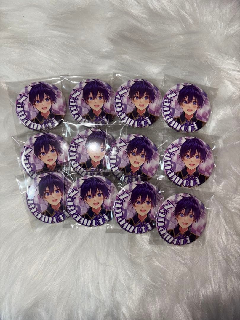 すとぷり　ななもり。　缶バッチ　古参アピできます！ まとめ買い大歓迎　ほぼ等身