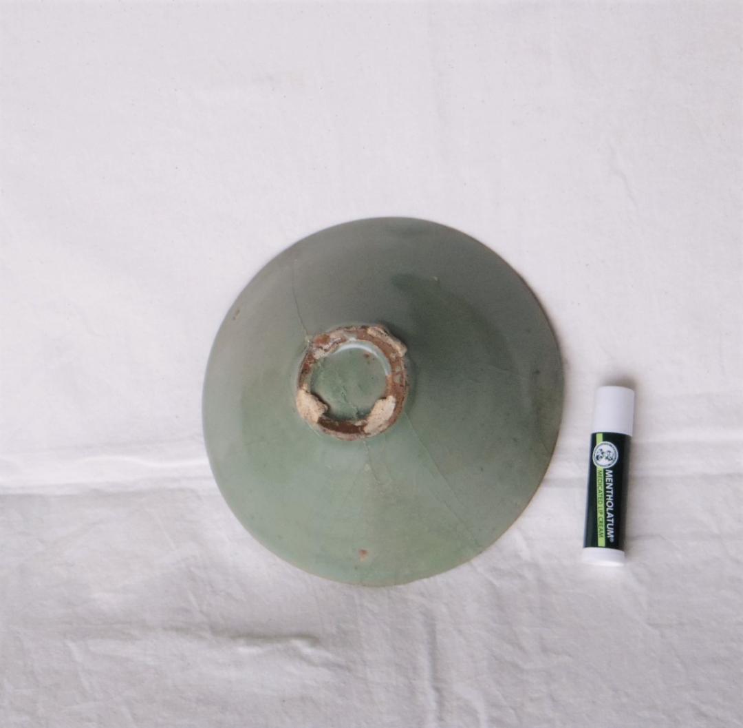 高麗青磁盃　優美な形　美しい色  ★観賞用、割れたものを直し。