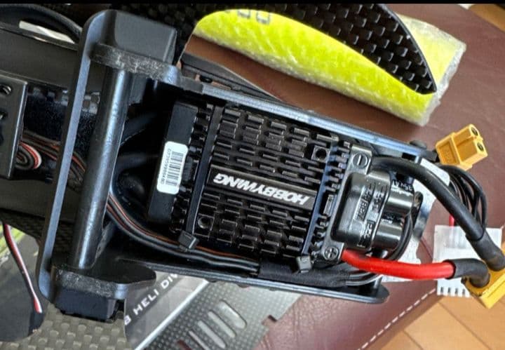 ラジコンヘリ　ゴブリン380限定品3枚ブレード