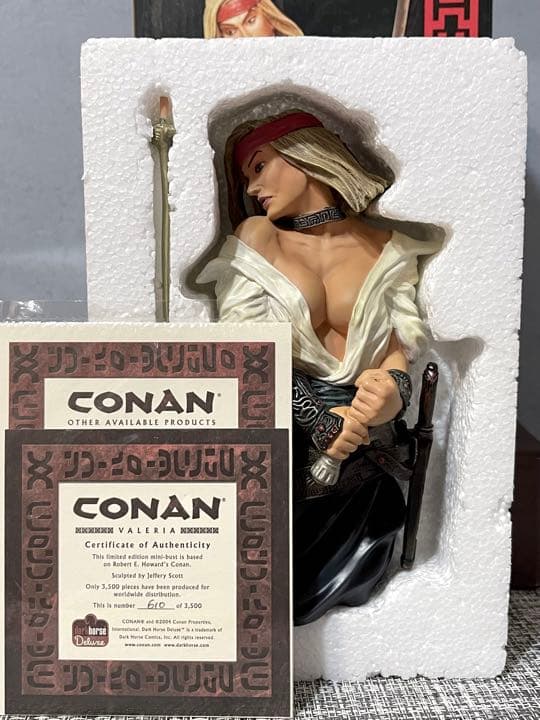 コナン・ザ・グレート　バレリア　フィギュア　J・スコット監修シリアルナンバー入り