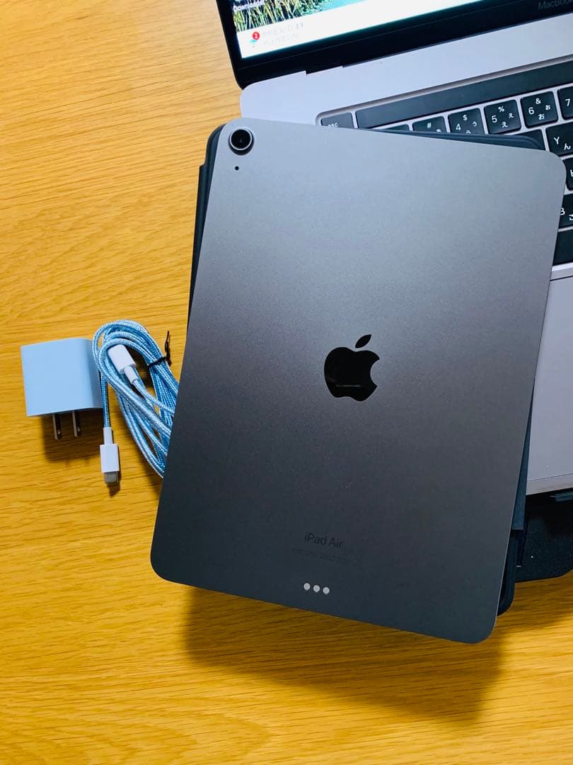 Apple iPad Air（第5世代） M1 Wi-Fi 64GB