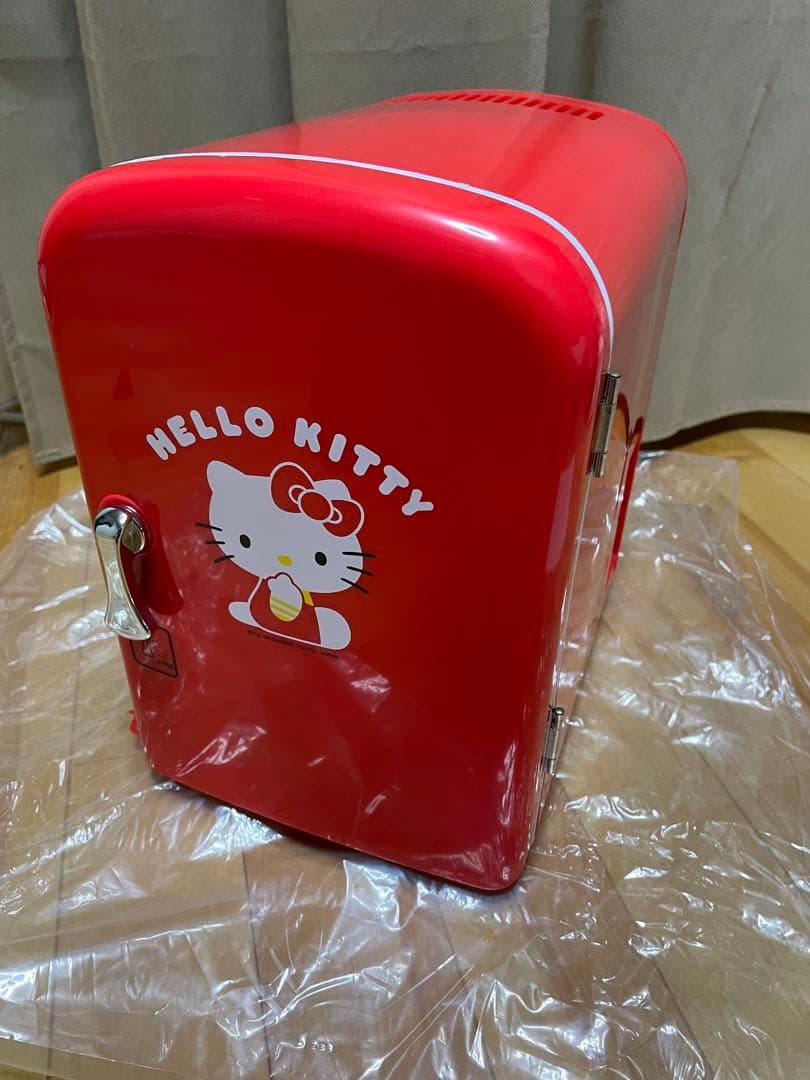 サンリオ　キティーミニ冷蔵庫　非売品　激レア