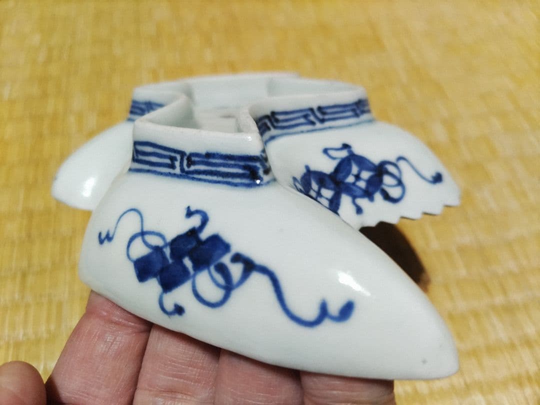 古伊万里　鶴型　変形皿　奇玉宝鼎之珍　小傷有り