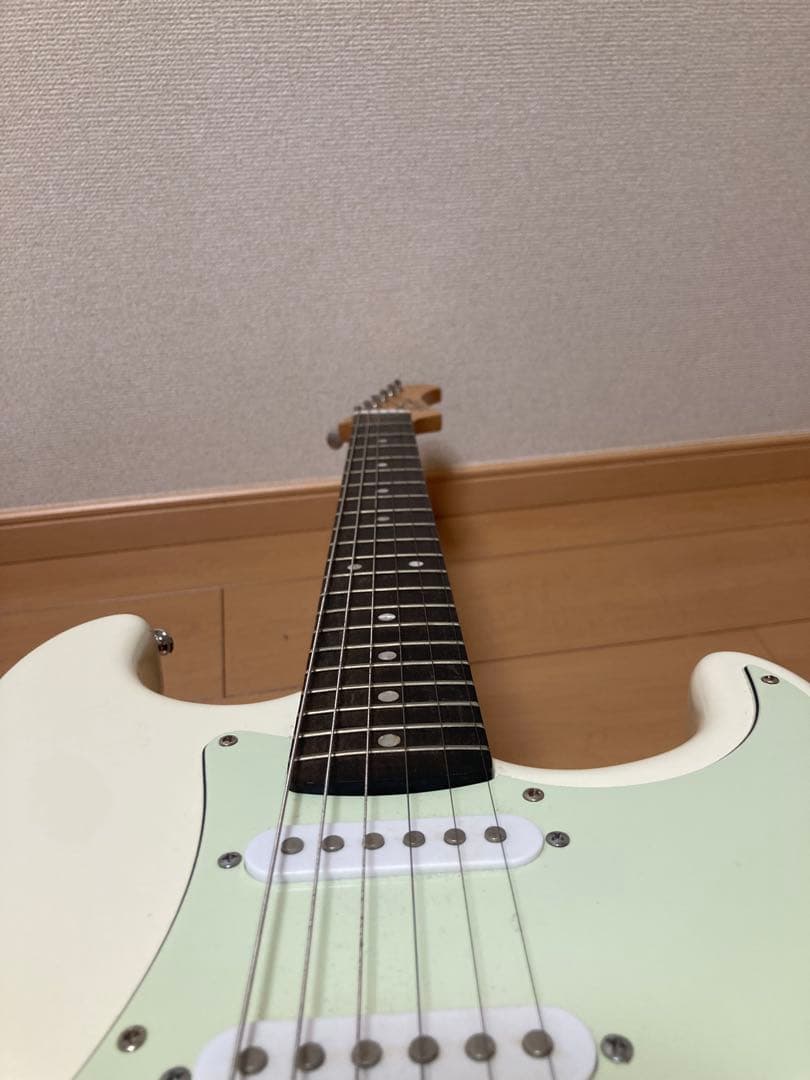 Bacchus Universe Series ホワイト エレキギター