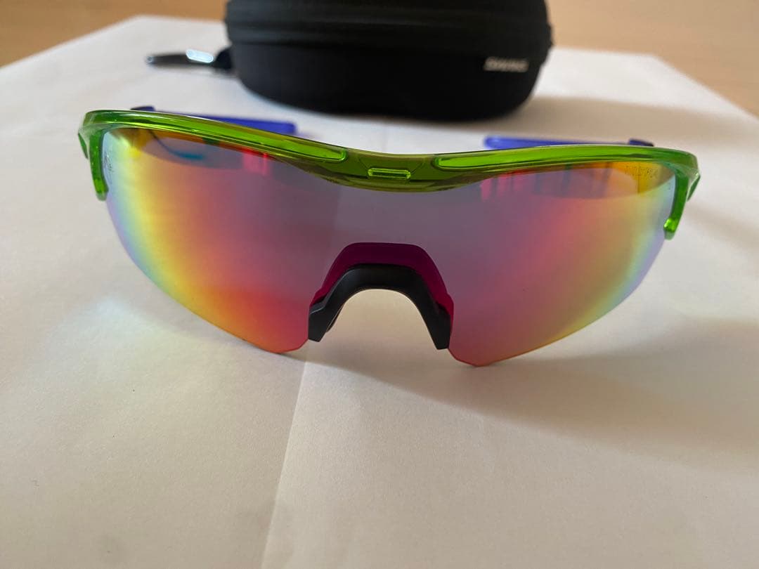 スワンズ　サングラス　近本モデル