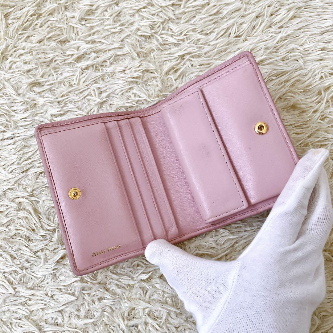 RFID認証済✨ミュウミュウ マテラッセ レザーカードケース 二つ折り ピンク