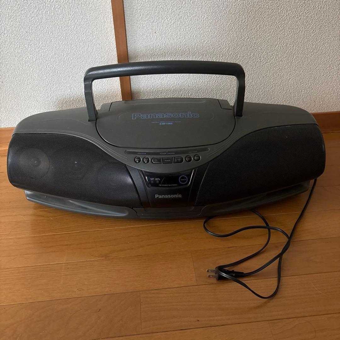 PanasonicポータブルCDプレーヤー Wカセット 電池でコードレス可