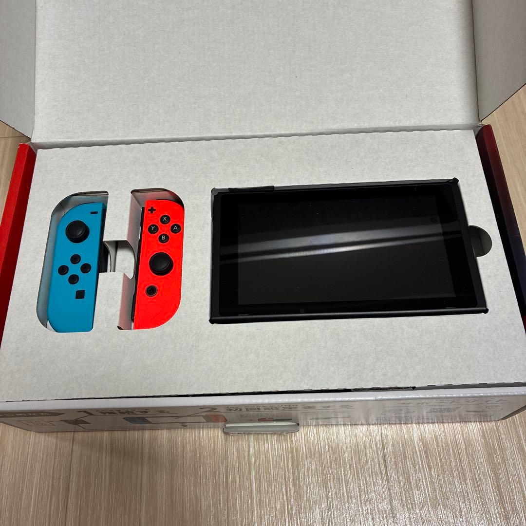 Nintendo switch本体　スタンド　本体ケース microsd付き