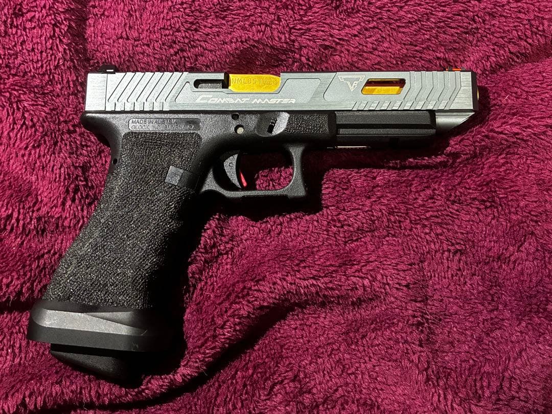 P*C様 東京マルイ　GLOCK17 TTI カスタム　グロック17 ジョンウィ