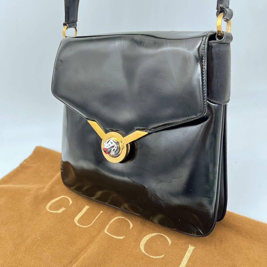 GUCCI ワンショルダーバッグ 肩掛け ゴールド金具 タイガー エナメル 黒